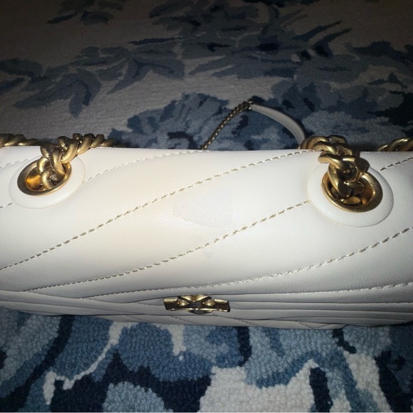 Tory Burch Small Cream Kira Chevron Leather Shoulder Bag - Picture 3 of 16